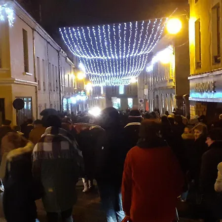 בית אירוח 54 Av Rogers Martin Du Gard בלם