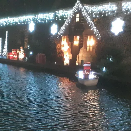 54 Av Rogers Martin Du Gard Δωμάτια σε οικογενειακή κατοικία